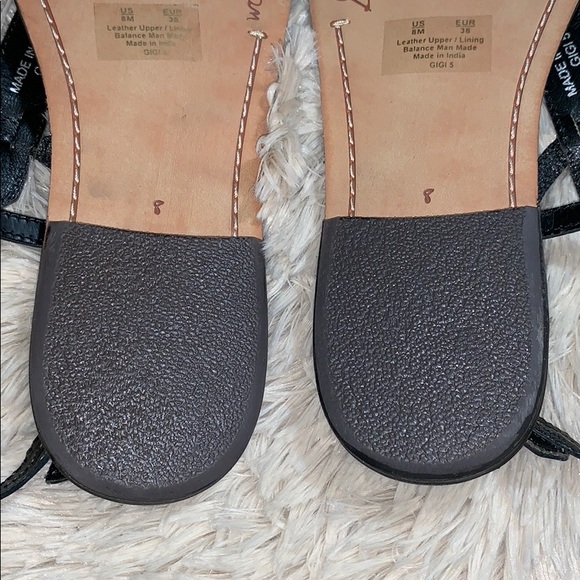 NWOB SAM EDELMAN Gigi 5 Black Painted Geo Sandals - Picture 4 of 5